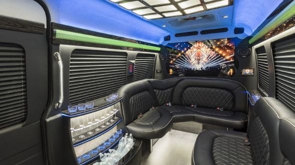 kalamazoo sprinter limo rental rental