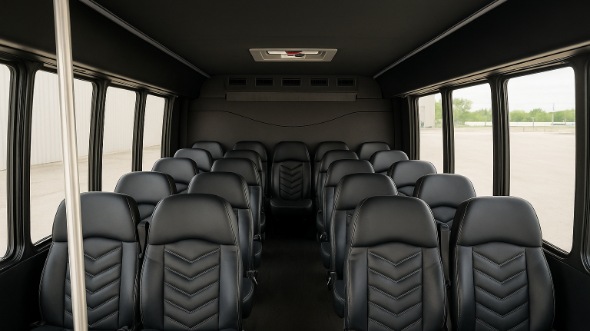 troy 28 passenger minibus
